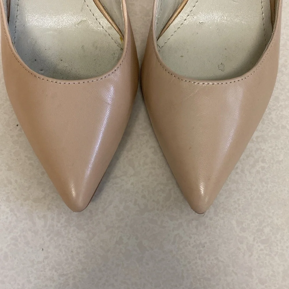 BCBG pumps